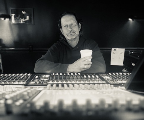 33C23240-0083-4402-98B4-BB0905288F6A_1_105_c